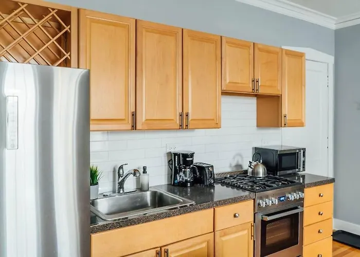 Well-equipped In The City! - Belmont B13 Chicago