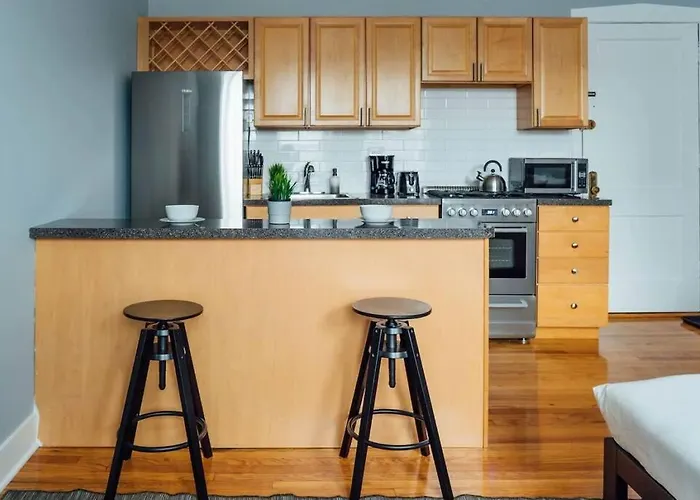 Apartment Well-equipped In The City! - Belmont B13